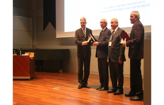 Depremlerle yıkılan binaların yüzde 99’u kaçak!