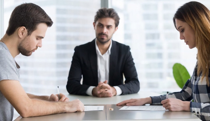 Karısına neden erkek doğurmadın demek psikolojik şiddet sayılacak! Yargıtay boşanma sebebi olarak belirledi!