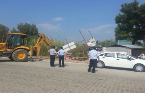 Alanya Okurcalar'da kaçak yapılar yıkılıyor!