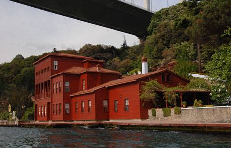 Boğaz'ın en değerli yalıları iki köprü arasında kalanlar!