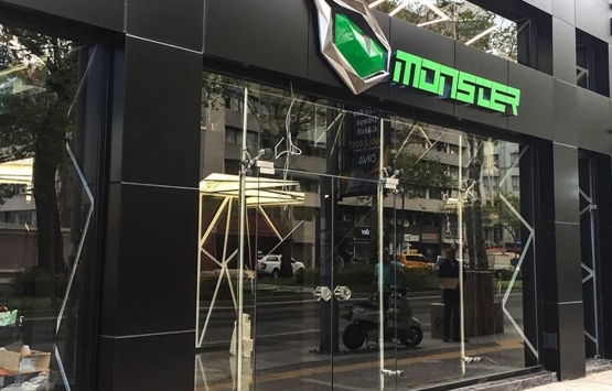 Monster Notebook Berlin'de oyun ve deneyim mağazası açıyor!