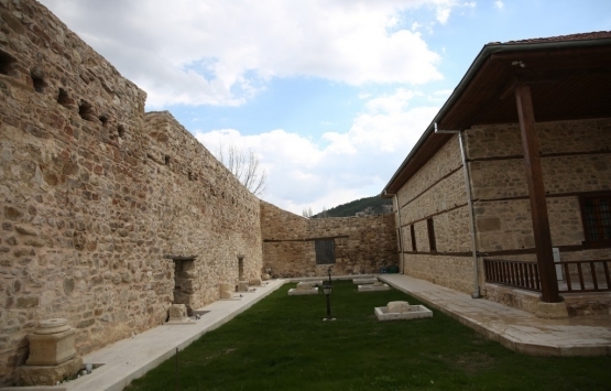 700 yıllık Alaaddin Cami bugün ibadete açılıyor 