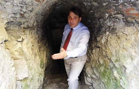 Agora-Kadifekale tünelleri turizme kazandırılacak!