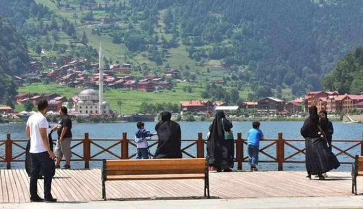 Arap turist ‘evinde’ kaldı! Günübirlik kiralamaların artması ile konaklayan sayısı azaldı...