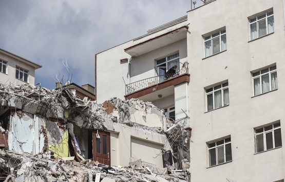 Açelya Apartmanı çevresindeki 10 bina için yıkım kararı!