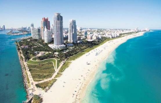 Serdar Bilgili nin The Raleigh Hotel’i için açılış partisi!