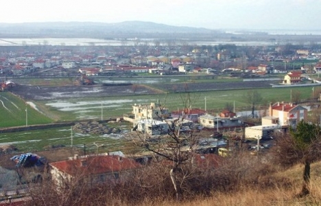 Edirne Vakıflar Bölge Müdürlüğü'nden 3 yıl kiralık tarla!