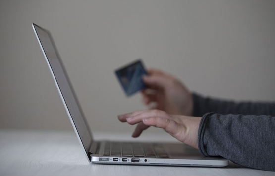 Ticaret Bakanlığından mesafeli alışveriş tüketicilerine uyarı!