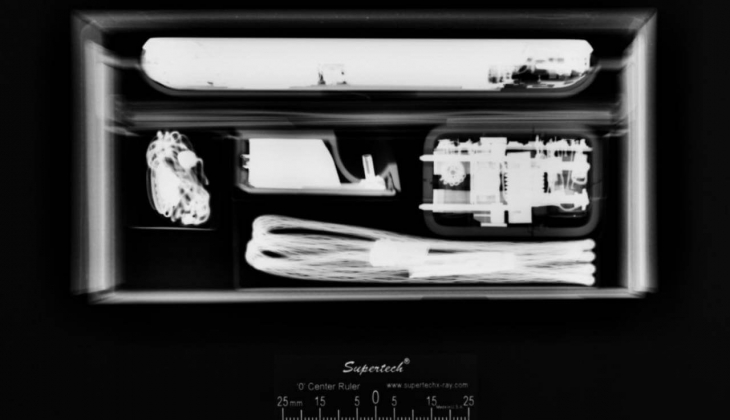 Bu İPhone dan başka yok! Fiyatı ise dudak uçuklatıyor