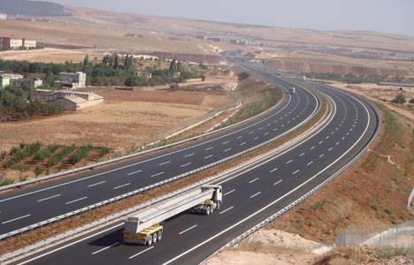 2023'te hedef 8 bin kilometre otoyol!