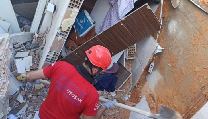 Depremzedelerin yardımına herkes koşuyor! Otomotiv sektörü de seferber oldu