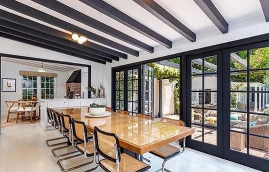 Jonah Hill nişanlısına Los Angeles tan ev aldı!