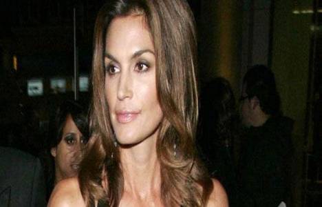 Cindy Crawford Malibu'daki yazlığını 45 bin dolara kiralıyor!