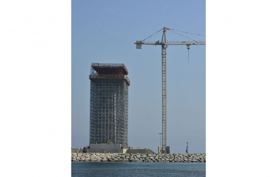 1915 Çanakkale Köprüsü nde kırmızı beyaz kulelerin yüzde 78 i tamam!