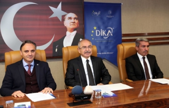 Mardin Cumhuriyet Meydanı için imzalar atıldı!