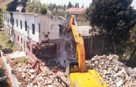 Şadi Yazıcı: Tuzla, marinayla değer kazanacak!