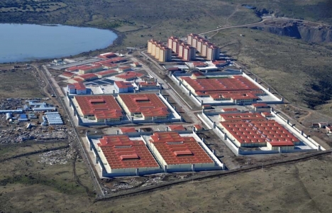 İzmir'de darbecilerin yargılanacağı duruşma salonu tamamlandı!