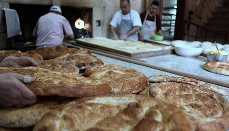 Ramazan pidesi fiyatları açıklandı! 2023 Ramazan pidesi kaç lira? 