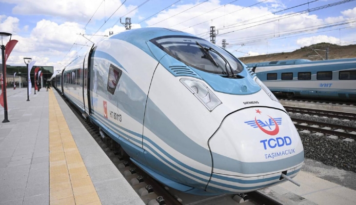 Bakan Uraloğlu açıkladı! YHT de yolcu rekoru kırıldı...