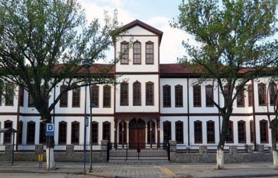 Çankırı'da 1 milyon liraya restore edilen müzenin temeli çöktü!