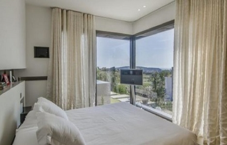 İşte Arda Turan ın Barcelona daki malikanesi!