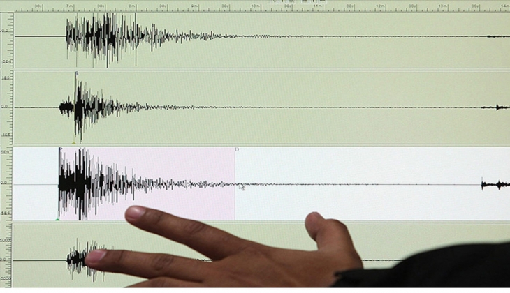 Naci Görür den kritik deprem uyarısı! Depremler bu hatta doğru ilerliyor!
