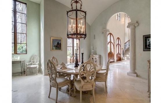 Cardi B Atlanta da 5.8 milyon dolara malikane aldı!