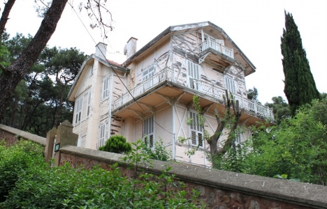 Heybeliada'daki Hüseyin Rahmi Gürpınar Evi restore edilecek!