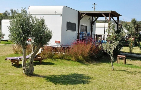 Balıkesir'de 11 karavanla otel kuruldu!