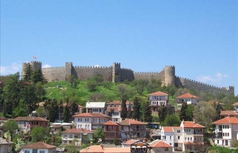 Makedonya'da, Osmanlı dönemine ait tapular tercüme ediliyor!