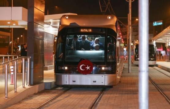 Cumhurbaşkanı Erdoğan, Antalya nın yeni tramvay hattını test etti!