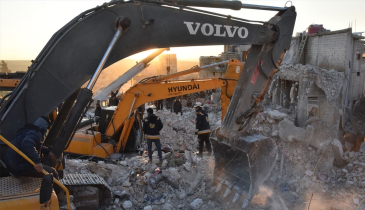 Ahmet Ercan, peş peşe açıkladı! Artçılar gecikti dedi, riskli yerleri duyurdu: Burada beklenen deprem delice olur!