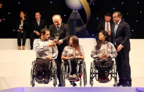 İBB'nin spor ödülleri sahiplerini buldu!