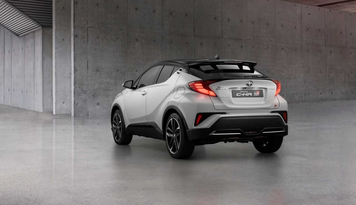 Toyota C-HR ile premium deneyim! Toyota C-HR 15 Ekim 2022 fiyat listesi