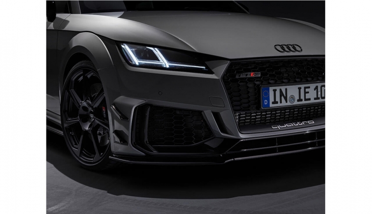 Audi TT’ye saygı! 100 adetle sınırlı TT RS Coupe Iconic Edition2!