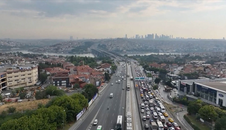 Deprem uzmanı Prof. Dr. Naci Görür den 17 Ağustos felaketinin yıl dönümünde yeni uyarı: 4 milyon insan topun ağzında!