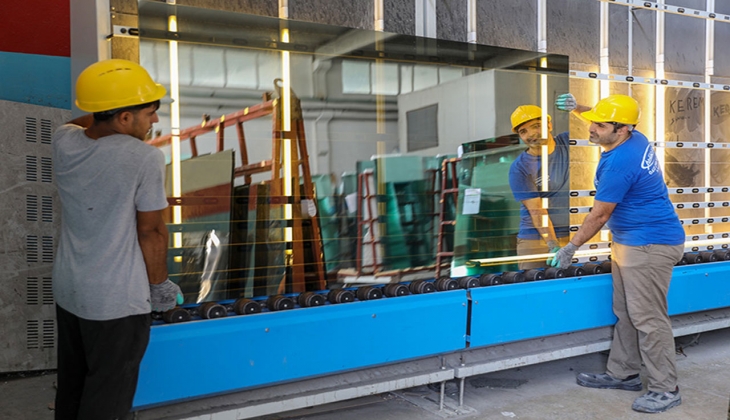 Sera cenneti Hollanda’ya yıllık 50 bin metrekare temperli cam ihracat ediyoruz!