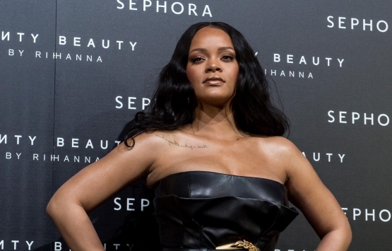 Rihanna, Beverly Hills ten ikinci malikanesini aldı!