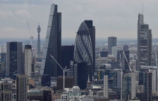 Londra'da 210 milyon sterlinlik rekor ev satışı!