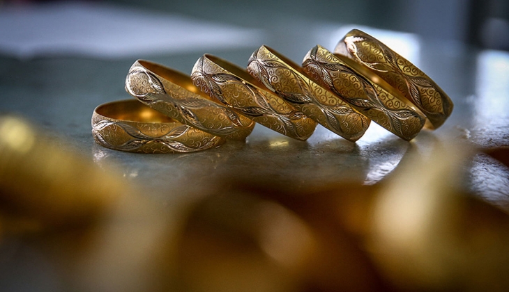 Bugün çeyrek, yarım, ata altın ne kadar? 24 Temmuz Pazar 22 ayar bilezik kaç TL? 