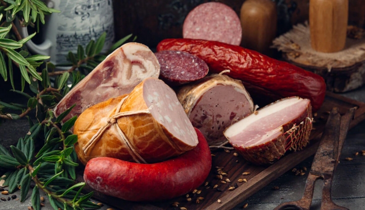 Migros ta kırmızı et şarküteri indirimi başladı! Salam, sucuk, pastırma... İşte 24 Nisan 2022 fiyat listesi