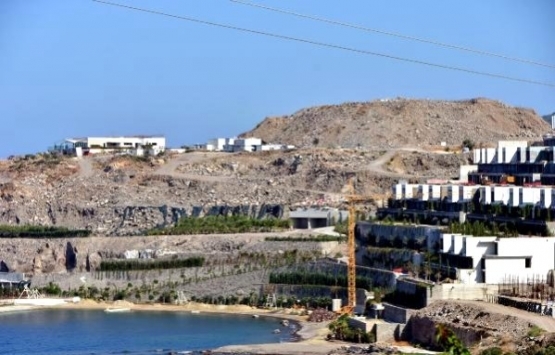 Bodrum'da imar planına aykırı yapıların yıkım işlemleri sürüyor!