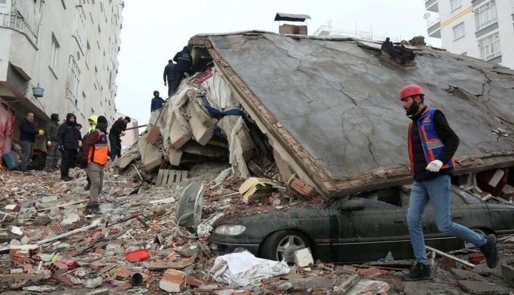 Depremin ağır hasar verdiği kentlerde 6 ay yeterli bulunmadı! Kredi ödemeleri için süre uzamalı