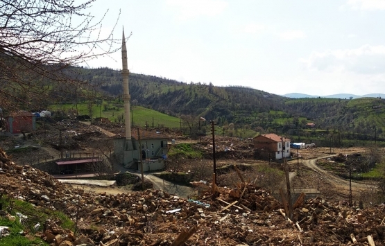 Malatya da ağır hasarlı evler yıkılıyor!