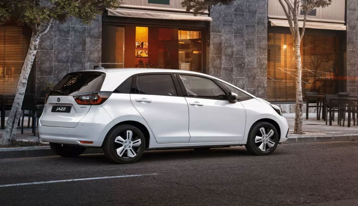 Honda Jazz e:HEV bu ay 65 bin 500 TL zamlandı! İşte Honda Jazz e:HEV 27 Kasım 2022 fiyat listesi...