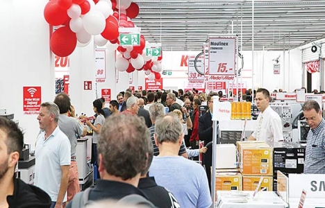 Media Saturn Grubu Almanya'da bininci mağazasını açtı!