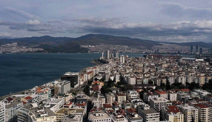 İzmir için acil kentsel dönüşüm çağrısı! Konutların yüzde 70 i deprem yönetmeliğine uygun değil!