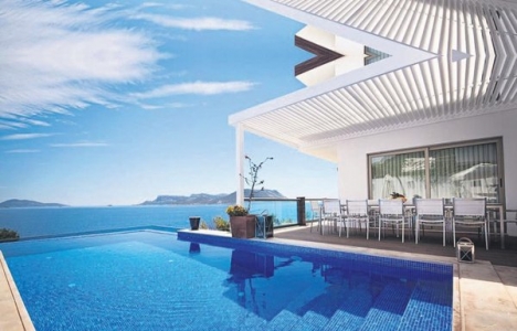 Kıvanç Tatlıtuğ Kaş ta 100 bin TL ye ev kiraladı!