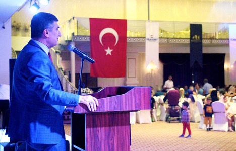 Konya Temaşehir sakinleri 1.yıl yemeğinde buluştu!