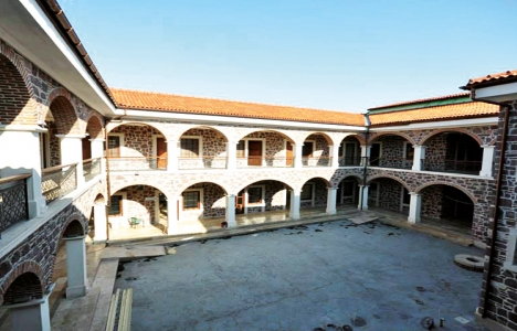 Küçük Karaosmanoğlu Han, Konak Belediyesi'nden onay bekliyor!